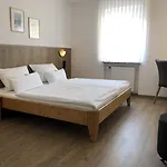 Ξενοδοχείο Orthwein -kostenfreie Parkplaetze- 3*