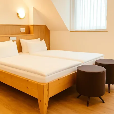 Orthwein -kostenfreie Parkplaetze-