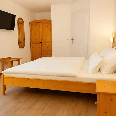 Orthwein -kostenfreie Parkplaetze- Hotel 3*