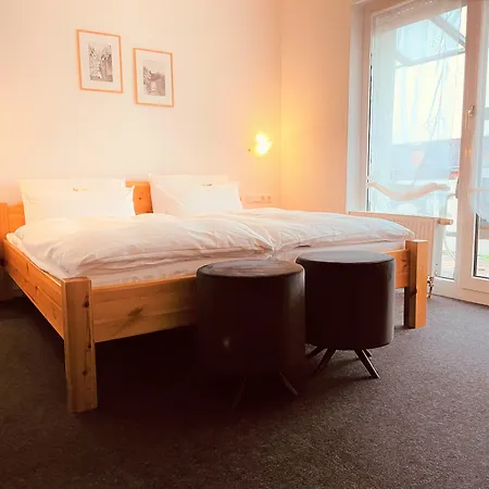 Orthwein -kostenfreie Parkplätze- 3* Cölbe