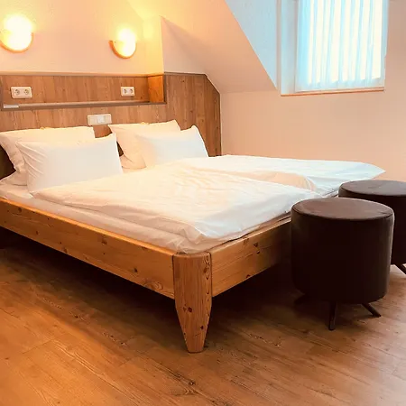 Orthwein -kostenfreie Parkplätze- 3* Cölbe