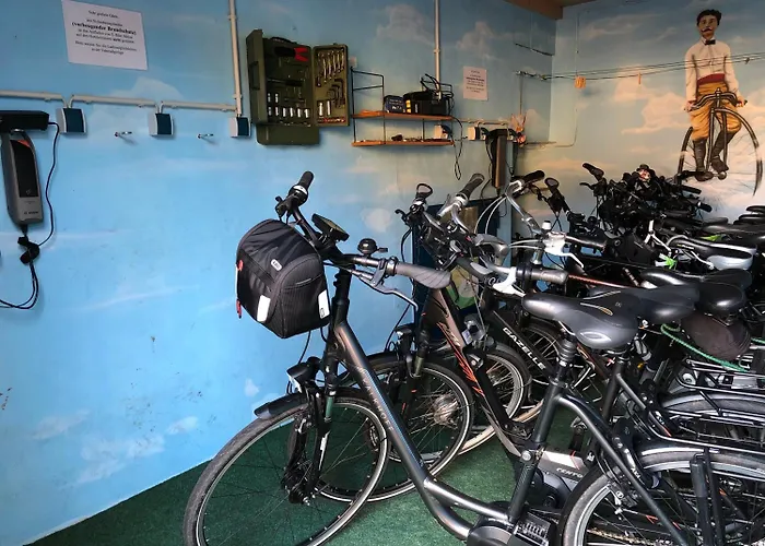 Orthwein -kostenfreie Parkplaetze- Hotel Cölbe