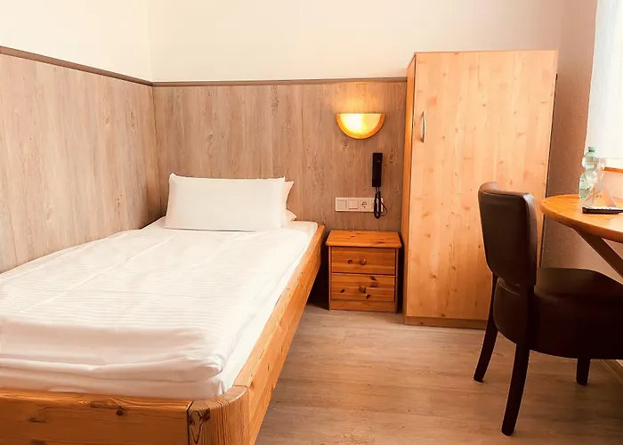 Orthwein -kostenfreie Parkplaetze- Hotel 3*