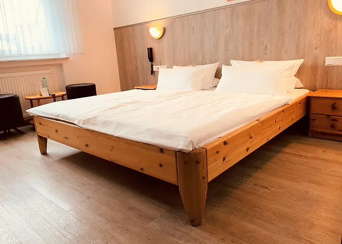 Hotel Orthwein -kostenfreie Parkplaetze- 3*